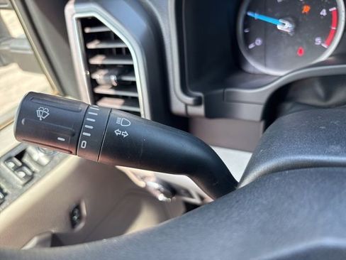 Used 2019 Ford F250 XLT w/ XLT Value Package image 23