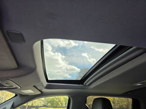 Used 2019 GMC Sierra 1500 Denali w/ Technology Package image 14