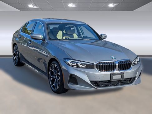 Used 2025 BMW 330i xDrive Sedan w/ Premium Package image 7