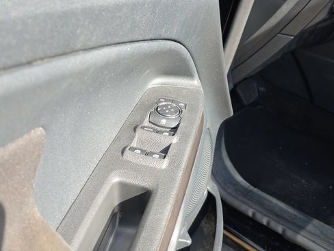 Used 2019 Ford EcoSport SE FWD image 18