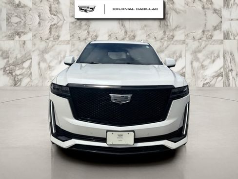 Certified 2024 Cadillac Escalade Sport w/ LPO, ONYX Package AWD/4WD image 8