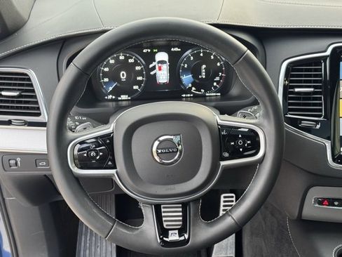 Used 2020 Volvo XC90 T6 R-Design w/ Protection Package Premier image 22