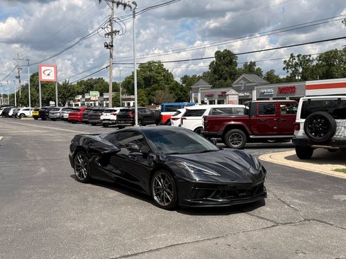 Used 2024 Chevrolet Corvette Stingray Preferred Cpe w/ Battery Protection Package RWD image 13