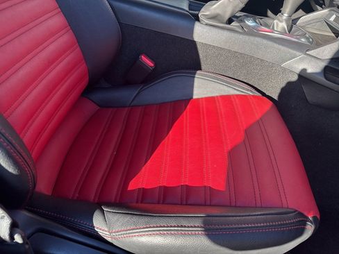 Used 2018 FIAT 124 Spider Abarth w/ Convenience Group image 46