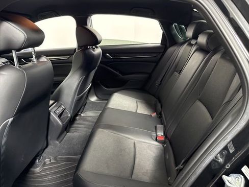 Used 2021 Honda Accord Sport image 15