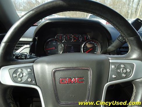 Used 2016 GMC Yukon XL SLT AWD/4WD image 18