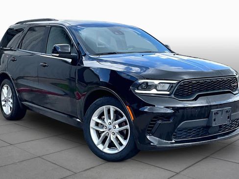 Used 2024 Dodge Durango GT RWD image 3