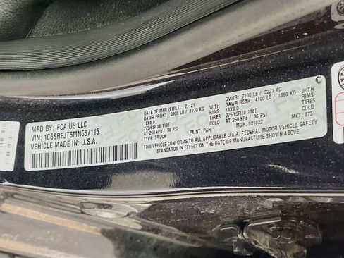 Used 2021 RAM 1500 Laramie AWD/4WD image 31