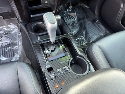 Used 2024 Toyota 4Runner TRD Off-Road Premium image 23