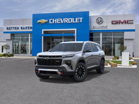 New 2026 Chevrolet Traverse Z71 w/ Enhanced Driving Package image 8