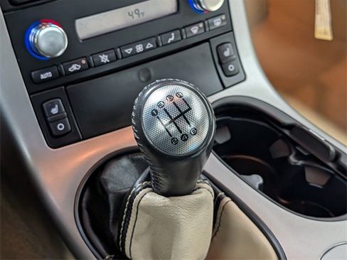 Used 2005 Chevrolet Corvette Coupe w/ Preferred Equipment Group image 30