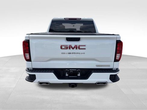 Used 2023 GMC Sierra 1500 Elevation w/ X31 Off-Road Package AWD/4WD image 16