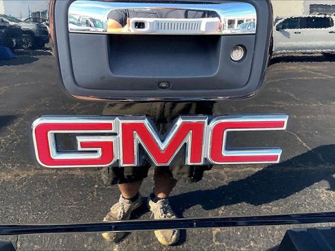 Used 2018 GMC Sierra 1500 Denali AWD/4WD image 6
