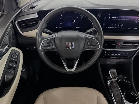 Used 2024 Buick Encore GX Avenir w/ Avenir Technology Package FWD image 15