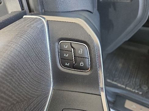 Used 2023 Ford F350 Platinum AWD/4WD image 14