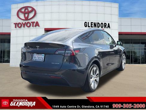 Used 2024 Tesla Model Y Long Range AWD/4WD image 10
