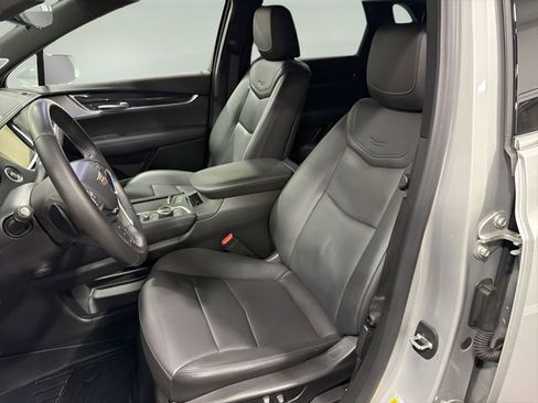 Used 2020 Cadillac XT5 Premium Luxury FWD image 11