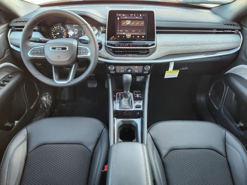 New 2026 Jeep Compass Latitude AWD/4WD image 22