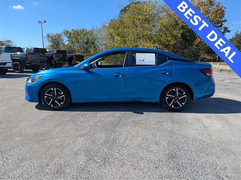 Used 2024 Nissan Sentra SV image 4