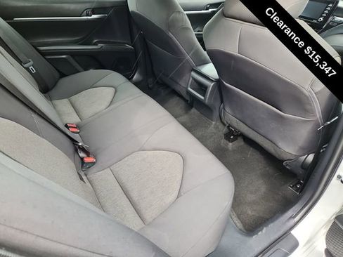 Used 2022 Toyota Camry LE image 23