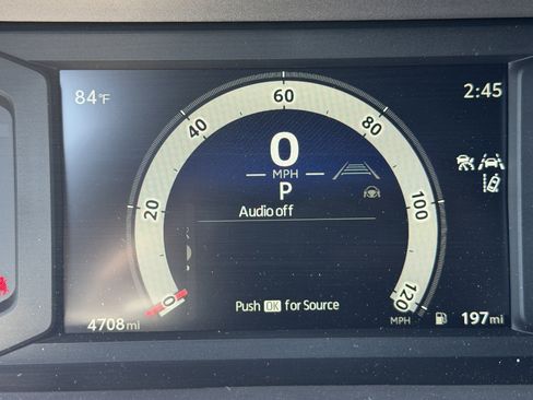 Used 2025 Toyota Tacoma 2WD Double Cab image 13