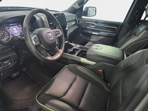 Used 2024 RAM 1500 Laramie AWD/4WD image 13