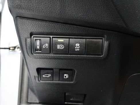 Used 2024 Toyota Corolla Cross AWD Hybrid w/ Convenience Package image 14