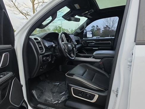 Used 2020 RAM 1500 Laramie image 16