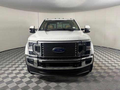 Used 2022 Ford F450 Lariat w/ Lariat Ultimate Package AWD/4WD image 4