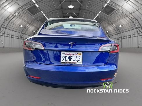 Used 2020 Tesla Model 3 Standard Range RWD image 6