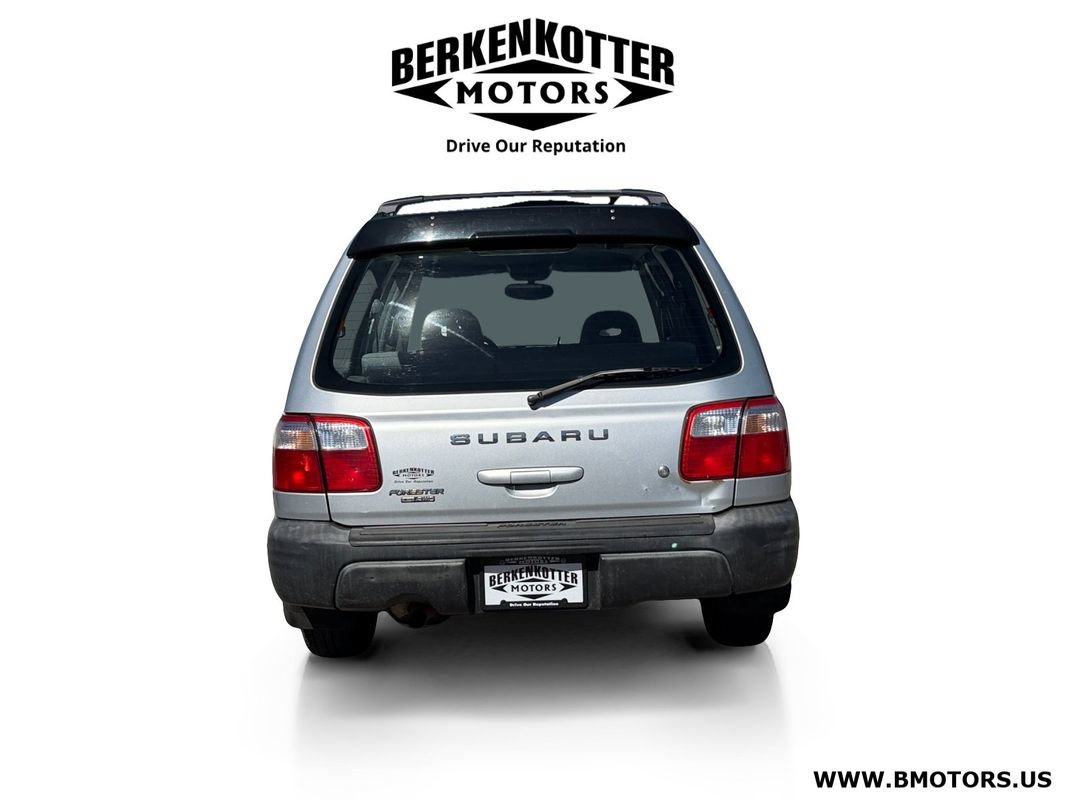 Used 2002 Subaru Forester L AWD/4WD image 4