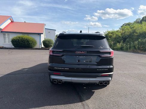 Used 2026 GMC Acadia Elevation w/ Elevation Premium Package AWD/4WD image 8