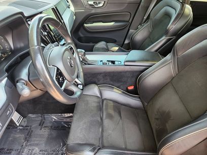Used 2019 Volvo XC60 T6 R-Design w/ Protection Package Premier