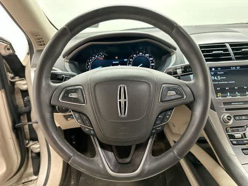 Used 2017 Lincoln MKZ Select w/ Technology Package AWD/4WD image 7