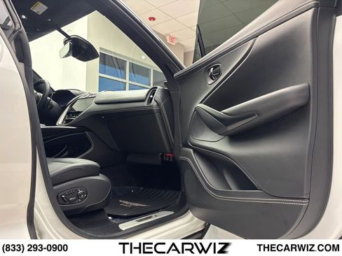 Used 2021 Aston Martin DBX AWD/4WD image 80