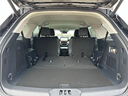 New 2026 Ford Explorer Active AWD/4WD image 10
