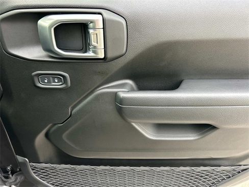 Used 2023 Jeep Wrangler Rubicon w/ Xtreme 35 Tire Package image 28