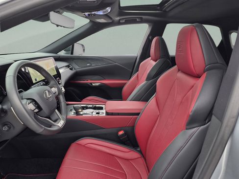 Used 2024 Lexus RX 350 F Sport image 10