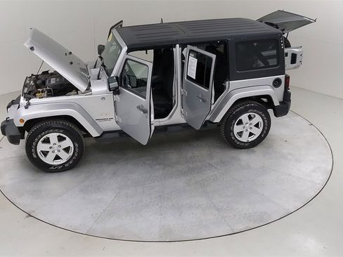 Used 2012 Jeep Wrangler Unlimited Sahara w/ Dual Top Group image 50