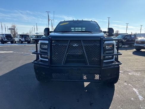 Certified 2023 Ford F450 Lariat w/ Lariat Ultimate Package image 5