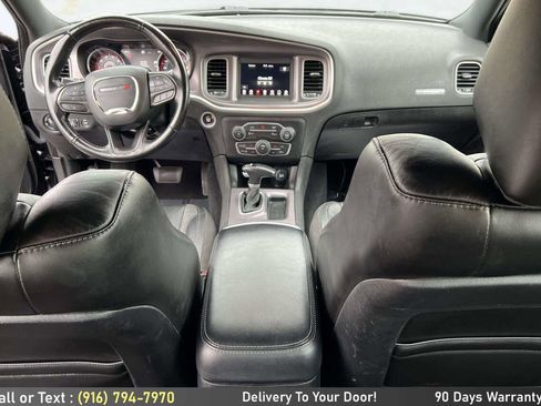 Used 2022 Dodge Charger SXT w/ Leather Interior Group image 13