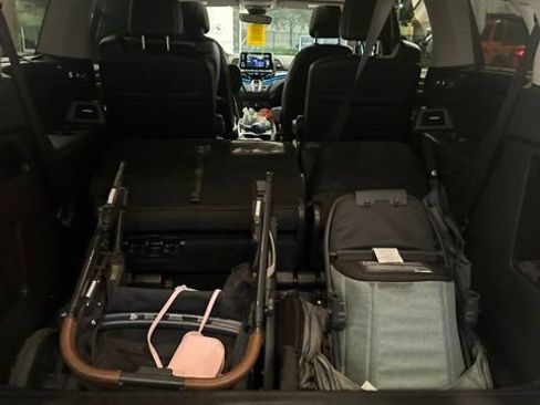Used 2024 Honda Odyssey Elite image 8