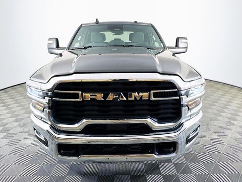 Used 2026 RAM 2500 Big Horn AWD/4WD image 2