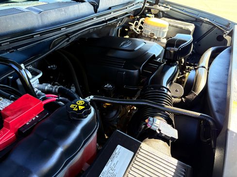 Used 2011 Chevrolet Silverado 2500 LT w/ Interior Plus Package image 31