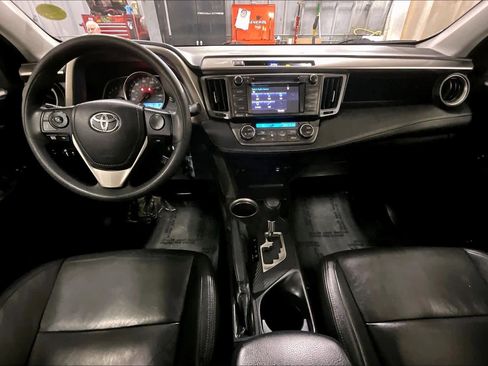Used 2015 Toyota RAV4 XLE image 16