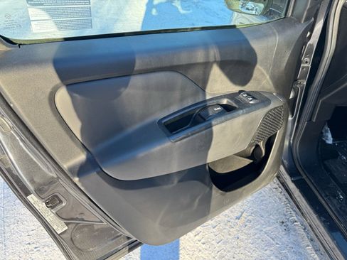 Used 2021 RAM ProMaster City SLT image 9