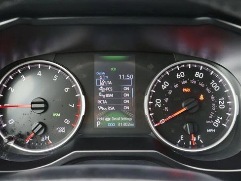 Used 2020 Toyota RAV4 XLE w/ XLE Grade Weather Package AWD/4WD image 14