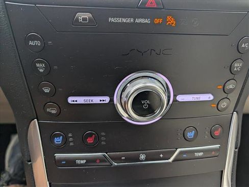 Used 2020 Ford Edge Titanium w/ Equipment Group 301A FWD image 38