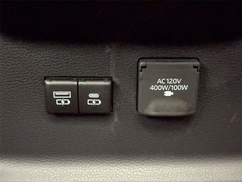 Certified 2024 Toyota Sequoia Limited image 40