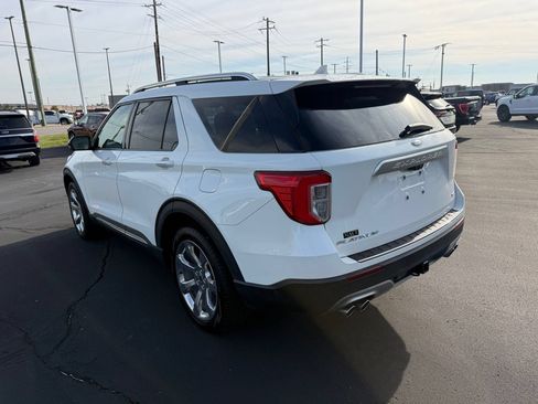 Used 2020 Ford Explorer Platinum w/ Premium Technology Package AWD/4WD image 4